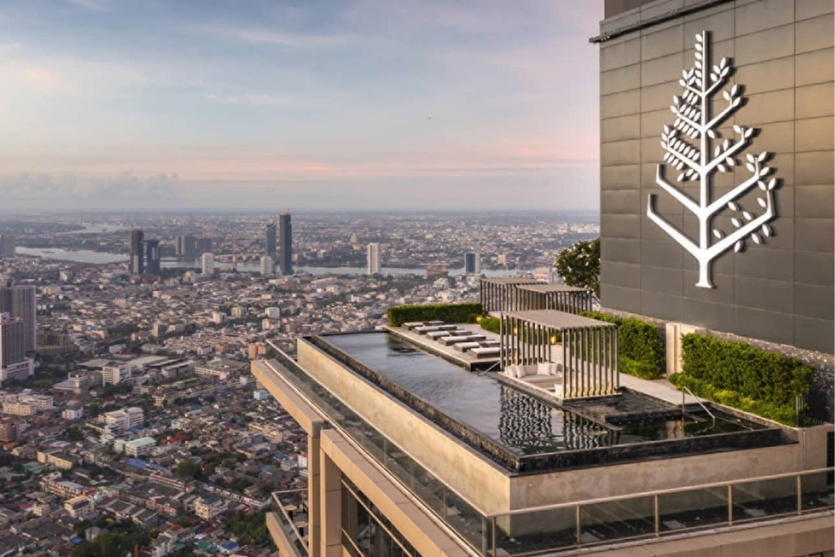 Four Seasons Private Residences